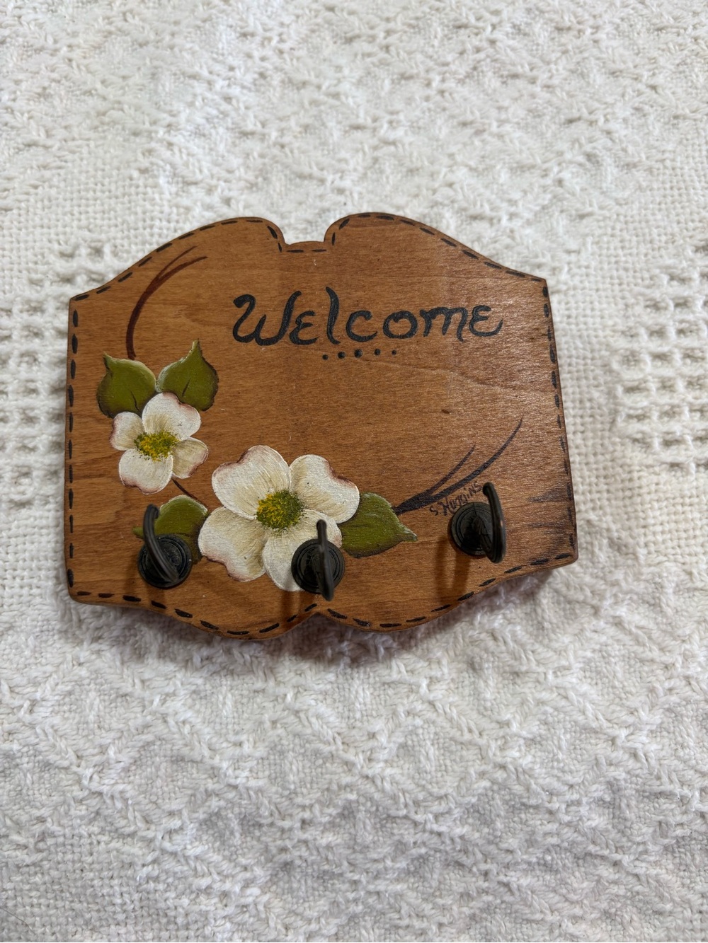 Vintage Cottagecore Hand Painted Wood Welcome Key Holder Plaque Signed Dogwood
